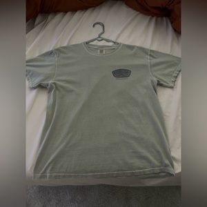 fits as a medium in woman’s size